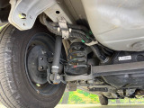 お車を安心してお乗りいただく為には、足回りの定期点検が欠かせません。サービスサポート(有償保証)では無料点検もご提供しており、安心のカーライフをお過ごしいただけるサポート体制が整っています。