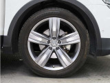 ■タイヤ235/50 R19