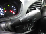 周囲の明るさでランプ類が自動的にON・OFFするコンライトが付いています(消し忘れ機能付)