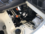 シート下のエンジン搭載部も高品質カー洗浄技術「まるまるクリン」実施済みです!