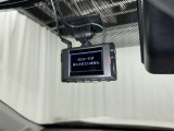万が一のトラブルのときにも役に立つドライブレコーダーを装備しています。側面衝突や幅寄せ・割り込み対策に!