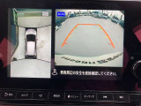 インテリジェント アラウンドビューモニター。上空から見下ろしている様な映像をモニターへ映し出し、スムーズな駐車をサポートします。さらに障害物検知センサー反応すると、警告表示、警告音により注意を促します