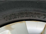 タイヤサイズは【155/65R14】p