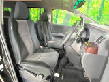 運転席シート廻りは使用感も少なく、良好な状態となっています。丁寧に使われていたことがよくわかりますね。