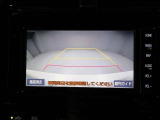 バックモニター装着車は後退時の強い味方です♪車庫入れや縦列駐車の際、後退操作の参考になるガイドラインをナビ画面に表示します。