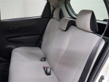 ゆとりある広々とした車内空間は、ドライブを始め買い物やレジャーなど、幅広く活躍します。一人でもみんなとでもお出かけを楽しみましょう!