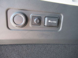 荷室側面にA/C1500Wのコンセントがついております