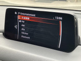エンターテインメントのメニューから、ラジオやBluetoothなどの項目を選べる画面です。表示が整理されていて内容を把握しやすく、音源を切り替えたいときにも迷いにくい構成となっています。