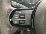 ステアリングスイッチ!ステアリングを握ったままオーディオ機器や運転アシスト機能を操作出来ます☆