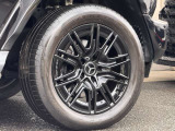 【オプション】AMG20インチアルミホイール。
