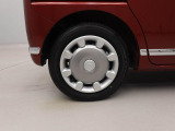 中古車は一物一価、同じようなお車でも、整備状況、外内装の状態など様々です。