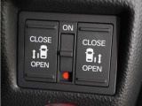 ◆両側電動スライドドア◆狭い駐車場でも乗り降りが楽々♪お子様が隣の車にドアを当ててしまう心配もございません!小さなお子様連れの方もこれで安心。