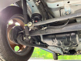 お車を安心してお乗りいただく為には、足回りの定期点検が欠かせません。サービスサポート(有償保証)では無料点検もご提供しており、安心のカーライフをお過ごしいただけるサポート体制が整っています。