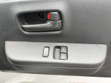 運転席パワーウィンドウスイッチ!集中ドアロックもあります!