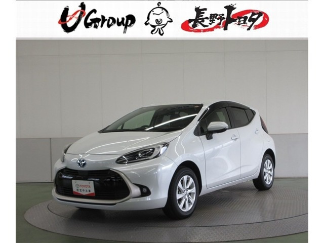 アクア  1.5 Z E-Four 4WD