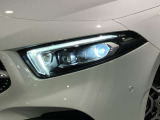 トランク容量は同一他社車両より広く、旅行やゴルフ等様様なシツエーションで役立ちます。