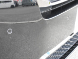 ★障害物センサー(フロント)★車両周囲の障害物を検知して接触を回避。駐車や狭い道でも安心・安全に操作でき、ドライバーの負担を軽減します!