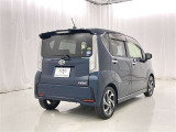 軽自動車は燃費も良くて経済的♪小さなボディで運転しやすい!細い道だってラクラク運転♪