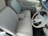 運転席にはシートヒーターも★軽自動車でも必要な装備はしっかり詰まっております♪