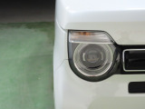LEDヘッドライトは、点灯の瞬間から光量を発揮し、突然暗くなるトンネルなどでの安定感を高めます。