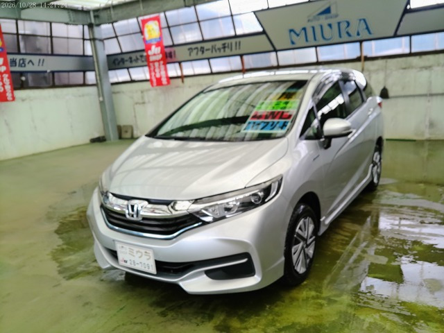 シャトル 1.5 ハイブリッド 4WD