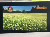 テレビ映像を画面で楽しめる装備です。停車中の休憩時間などに番組を視聴でき、車内で過ごすひとときをより楽しく演出します。日常の待ち時間にも活用できます。