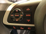 【ステアリングスイッチ】左です。ハンドルから手を離さず、運転に集中したまま手元でオーディオ操作等ができます。