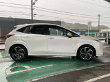 納車前には当社整備工場にて、日産整備士が、整備を実施。安心してお乗り頂けますようお渡しさせていただきます。