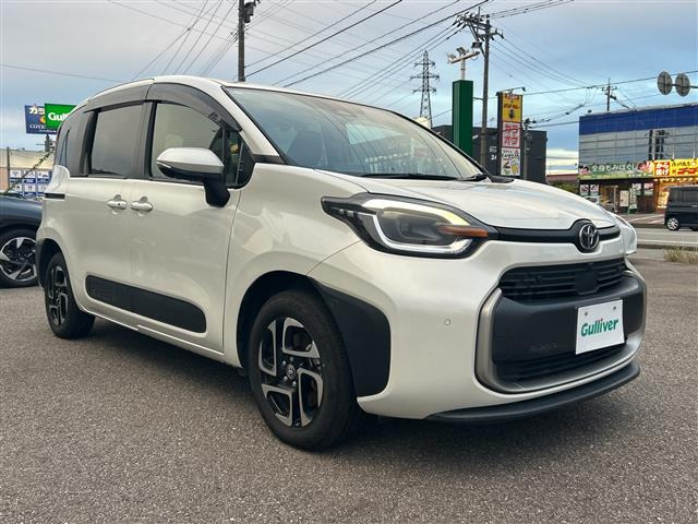 シエンタ ハイブリッド 1.5 Z E-Four 4WD 修復歴無し