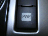 PWRモードです。加速性能を重視するモードで、アクセルを踏んだときの反応が良くなります。