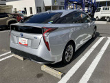 広々とした車内空間に優れた燃費性能。更にデザインも上質で人気のお車です!