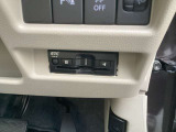 ETCももちろん搭載。いちいち料金所で停車する必要なんて当然ないです。スムーズにストレスなくドライブをお楽しみください。(※支払総額にセットアップ費用は含まれておりません。)