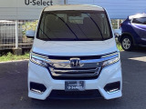 お客様に安全で快適なカーライフをお送りいただくために、中古車にも高いレベルの品質基準を設け、その基準に従って、全ての中古車について納車前整備を実施しています。