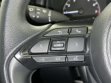 ステアリングスイッチ装備!運転しながら手元でオーディオの操作などができます。