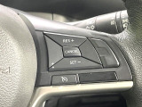 【クルーズコントロール】高速道路もラクラク走行。アクセルを離しても一定速度で走行ができ、長距離運転時の負担を軽減!加速・減速も簡単なスイッチ操作で調整できます。