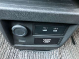 ★USB接続ポート(Type-C)★ スマホをつなぐだけで充電しながらナビ連携でき、接続が簡単で安定しています。