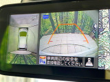 【アラウンドビューモニター】専用のカメラにより、上から見下ろしたような視点で360度クルマの周囲を確認することができます☆死角部分も確認しやすく、狭い場所での切り返しや駐車もスムーズに行えます。