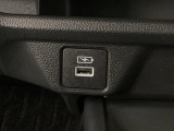 充電用USBジャックを装備!