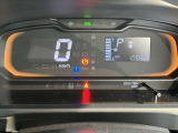 ダイハツディーラーでは「ダイハツ認定U-CAR」という基準を設け、車選びに詳しくないお客様でも「安心して選べる」をご提供しています。