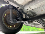 お車を安心してお乗りいただく為には、足回りの定期点検が欠かせません。サービスサポート(有償保証)では無料点検もご提供しており、安心のカーライフをお過ごしいただけるサポート体制が整っています。