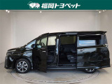 両側パワースライドドア付きだから、狭い駐車スペースなどでの 乗り降りラクラク!小さなお子さまのいるご家庭には嬉しい装備。