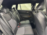 運転席側からの二列目シートです。