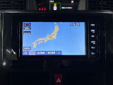 ディスプレイオーディオやカーナビは、現代のドライブにおいて欠かせない装備のひとつです。初めての場所でも迷いにくく、快適なルート案内で運転をサポートします。移動中のエンターテインメント性も高まります。