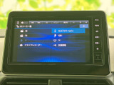 AMやFM、Bluetooth Audio、HDMIなど、選択できる音源が画面に並びます。利用したい項目を見つけやすく、気分や状況に合わせて車内の音を選びたい方に便利です。