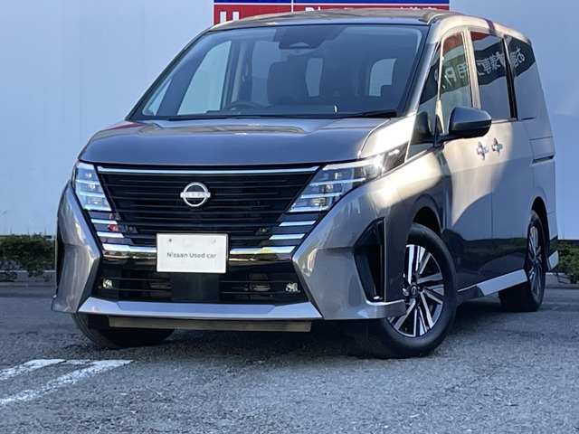 セレナ 1.4 e-POWER ハイウェイスターV