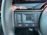 ステアリングスイッチも付いておりますので、運転中でも音量の変更など可能です。