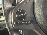 ステアリングにオーディオ操作スイッチが付いています。オーディオ画面に直接タッチしなくても操作が出来ますので、運転に集中できます。