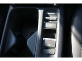 今話題の注目の装備です。電動パーキングブレーキ装備です!劇的に運転が楽ちんになりますよ!