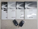 スマートキーはポケットやバッグに入れておけば、ノブに触れただけでロックの解除が可能です!あとはブレーキを踏んでスイッチを押すだけ!簡単にエンジンをかける事ができます♪