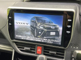 【大画面ナビ】人気の大型10インチナビを装備。存在感のある大画面はインパクト大!ナビ利用時のマップ表示は見やすく、テレビやDVDは臨場感がアップ!いつものドライブがグッと楽しくなります♪